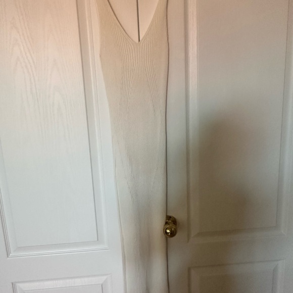 Midi beautiful white dress fromH&M - Picture 4 of 4